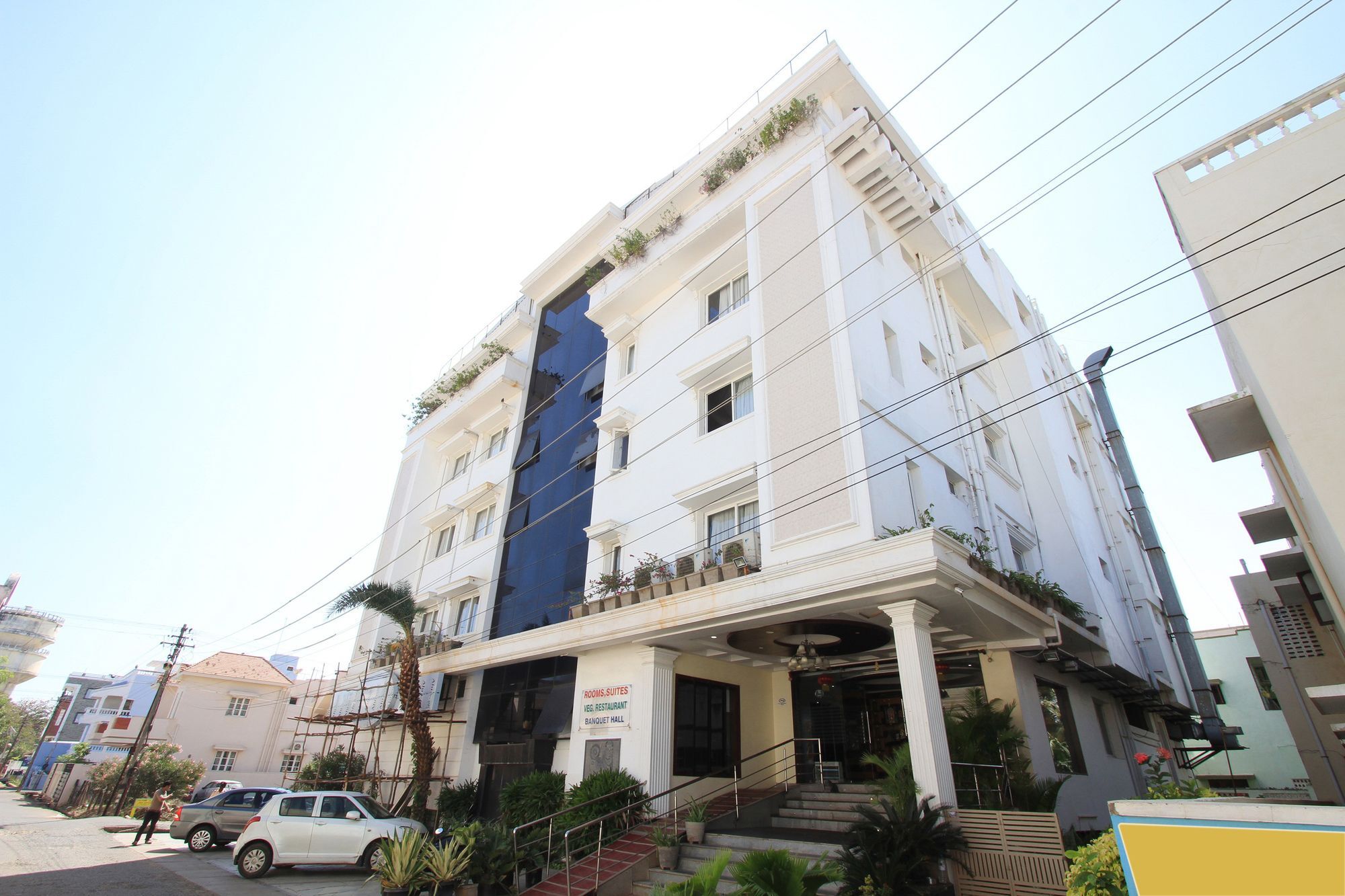 Hotel Oyo 4895 Abi Krishna Pondicherry Exterior foto